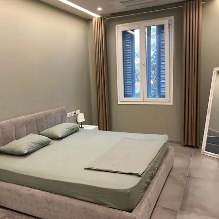 The Loft - In The Centre Of Blloku Apartamento Tirana