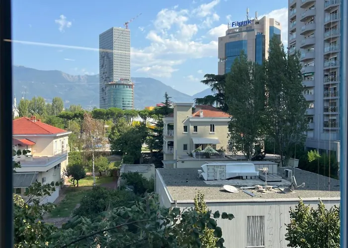 דירה The Loft - In The Centre Of Blloku *