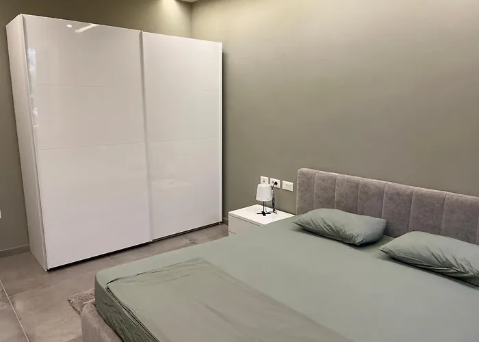 The Loft - In The Centre Of Blloku * טיראנה